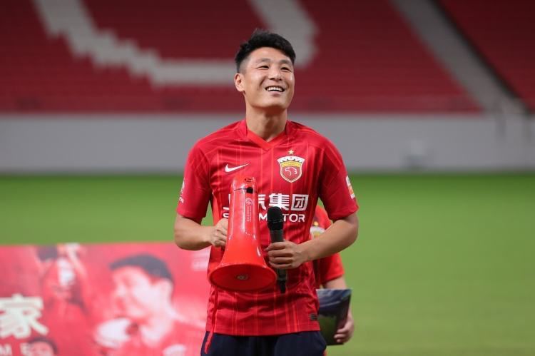 而这也使得影帝桂冠花落谁家更 张涵予收集古董成瘾 天价收《风声》古董道具 2009-09-17 张涵予出演神秘吴志国谍战大片《风声》即将上映，很多广告牌上一赫然打出“《风声》大作”的宣传语。